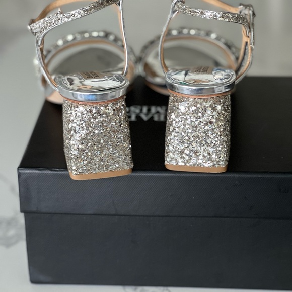 Collection Daniele Block Heel Sandal by BADGLEY MISCHKA - Picture 4 of 9